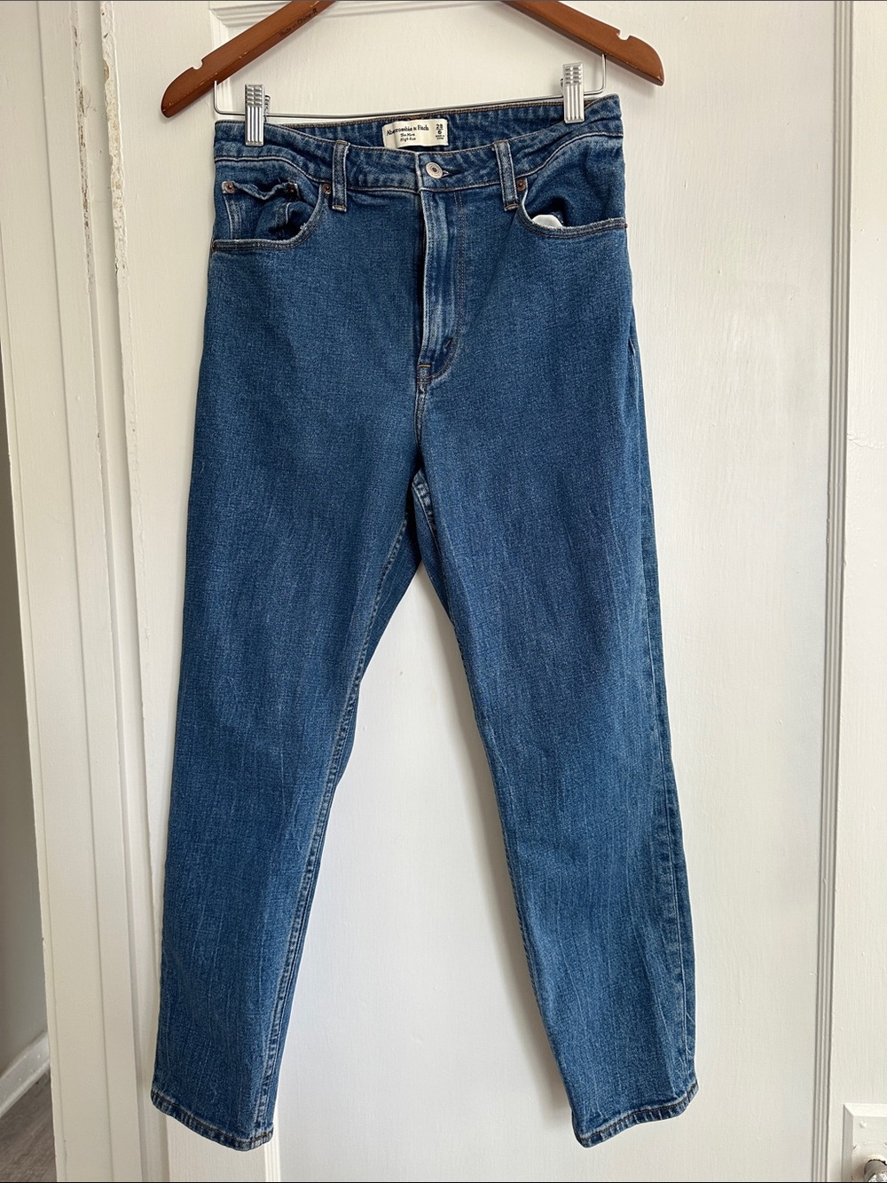 Abercrombie & Fitch Straight Leg Jeans in Classic Blue Denim